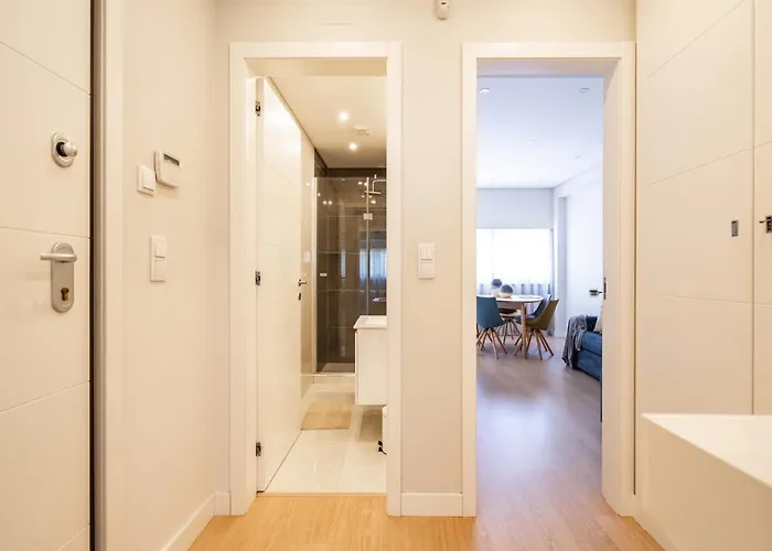 Akicity Marques Aurora شقة